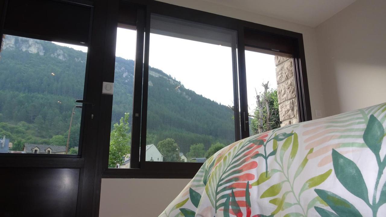 Studio Gites Au Pont De La Gineze Barjac  Экстерьер фото