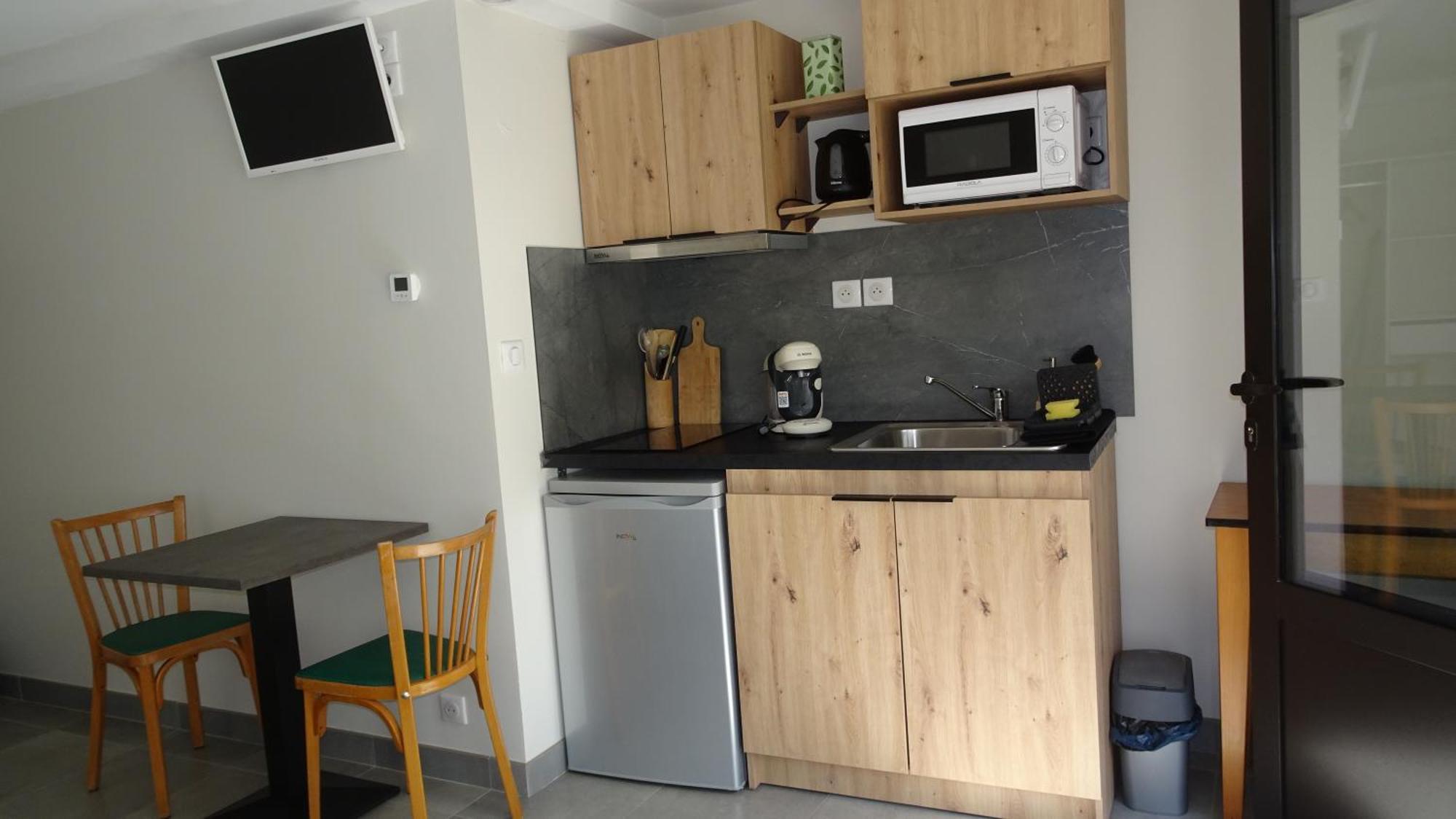Studio Gites Au Pont De La Gineze Barjac  Экстерьер фото