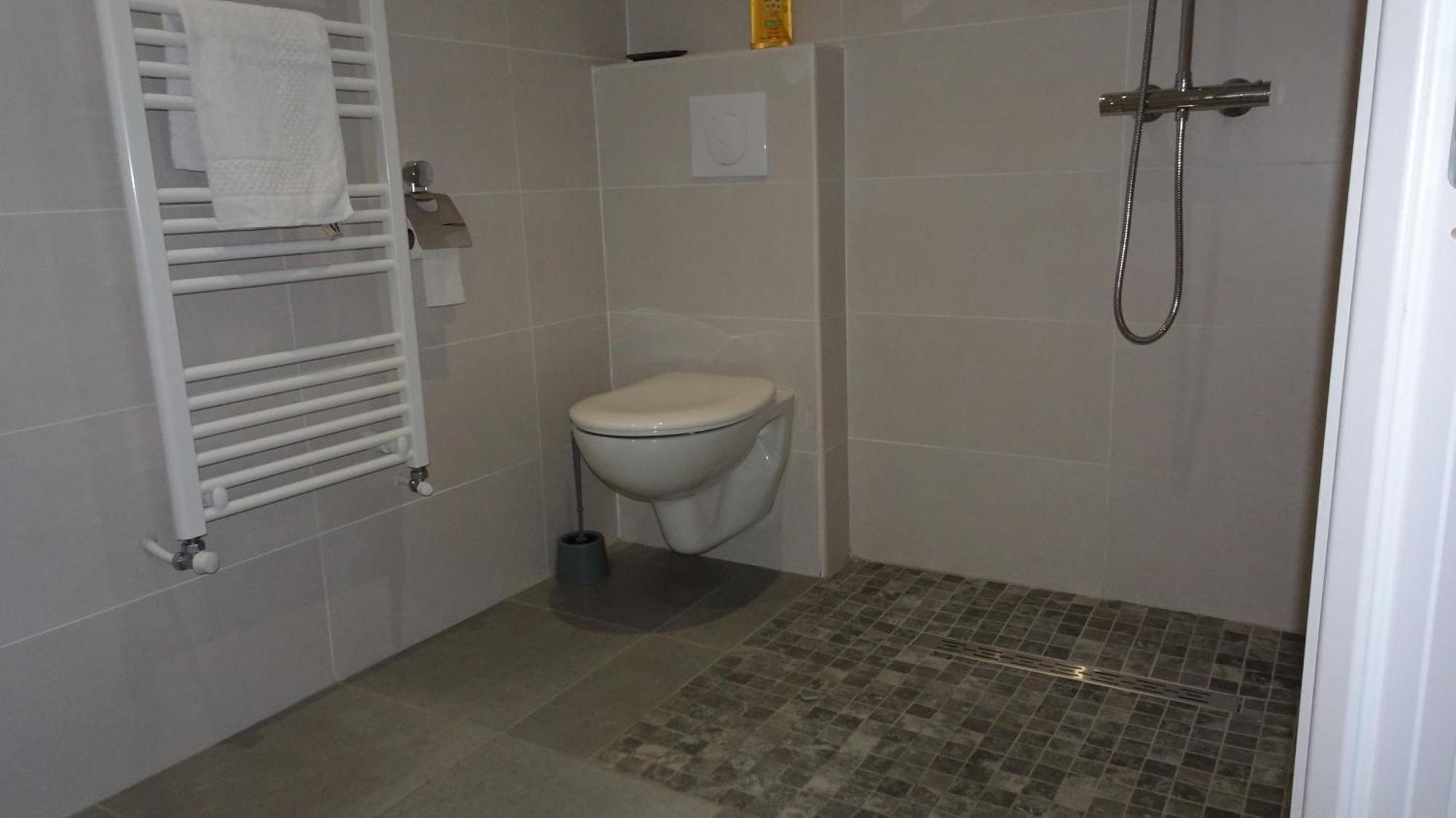 Studio Gites Au Pont De La Gineze Barjac  Экстерьер фото